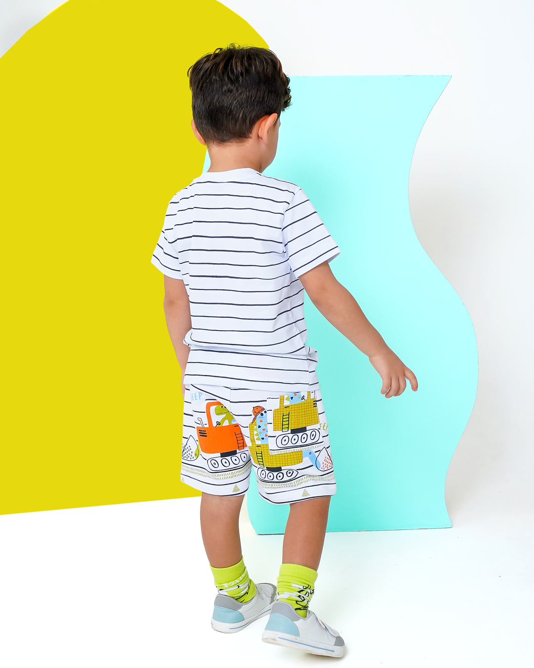 Camiseta Infantil Dino Beep | Banho de Chuva