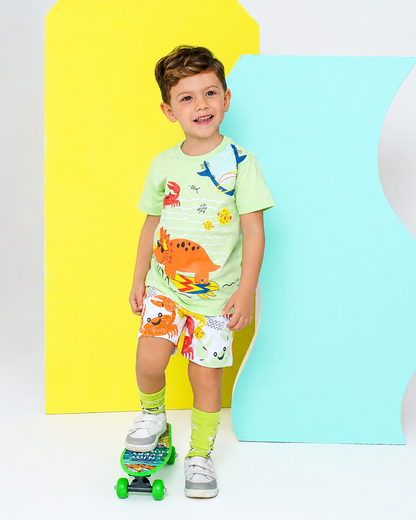 Camiseta Infantil Dino Surfista | Banho de Chuva