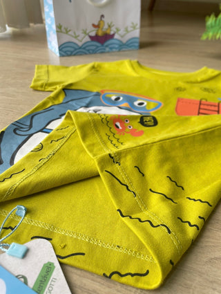 Camiseta Infantil Tubarão